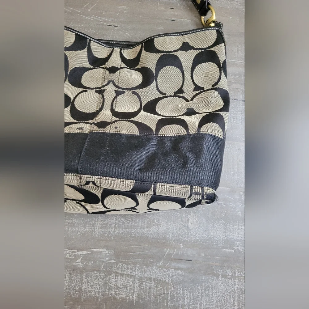 Coach Vintage Shoulder Bag K0671-10627